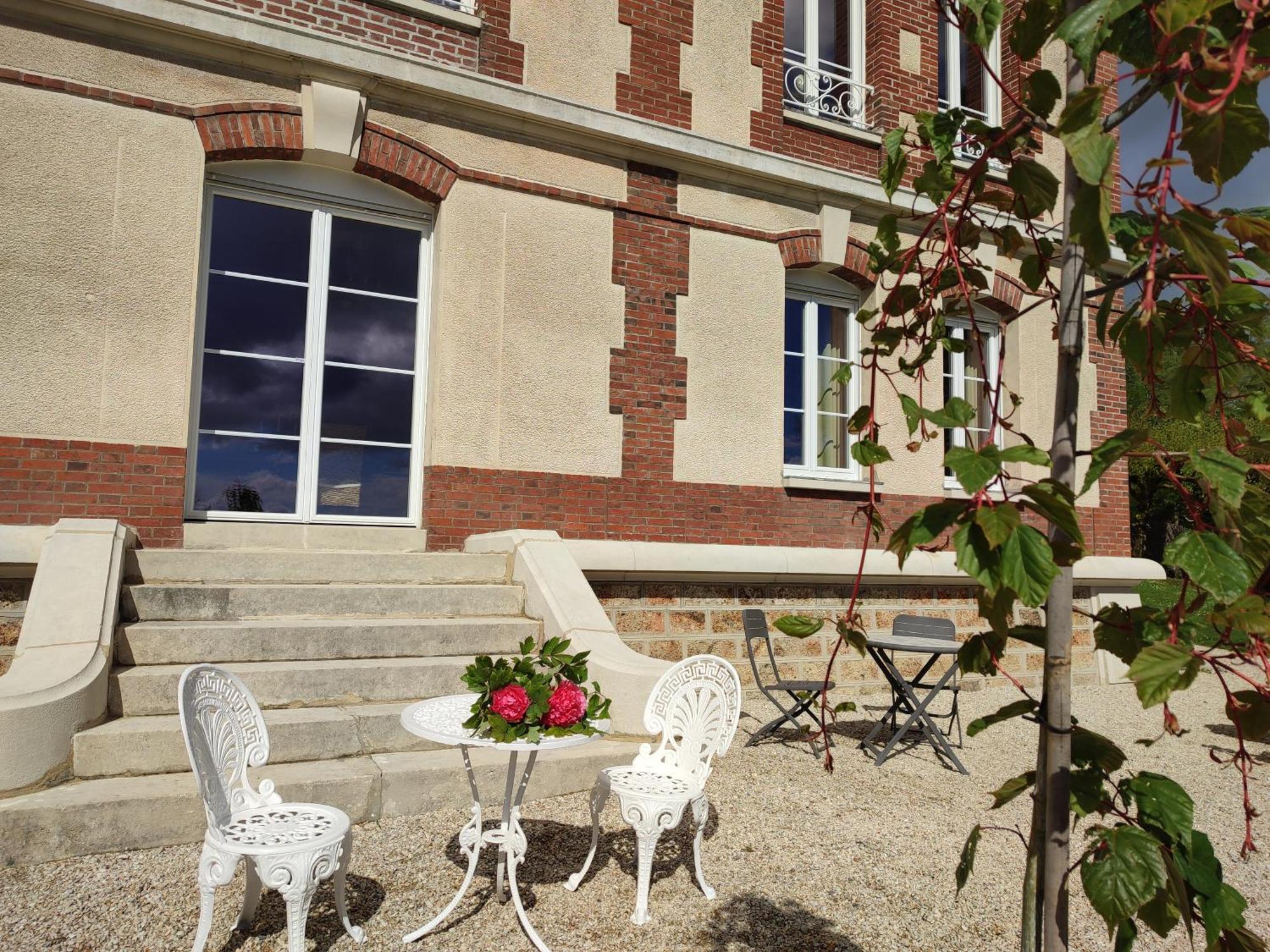 Demeure De La Garenne Bed & Breakfast Montmirail  Luaran gambar